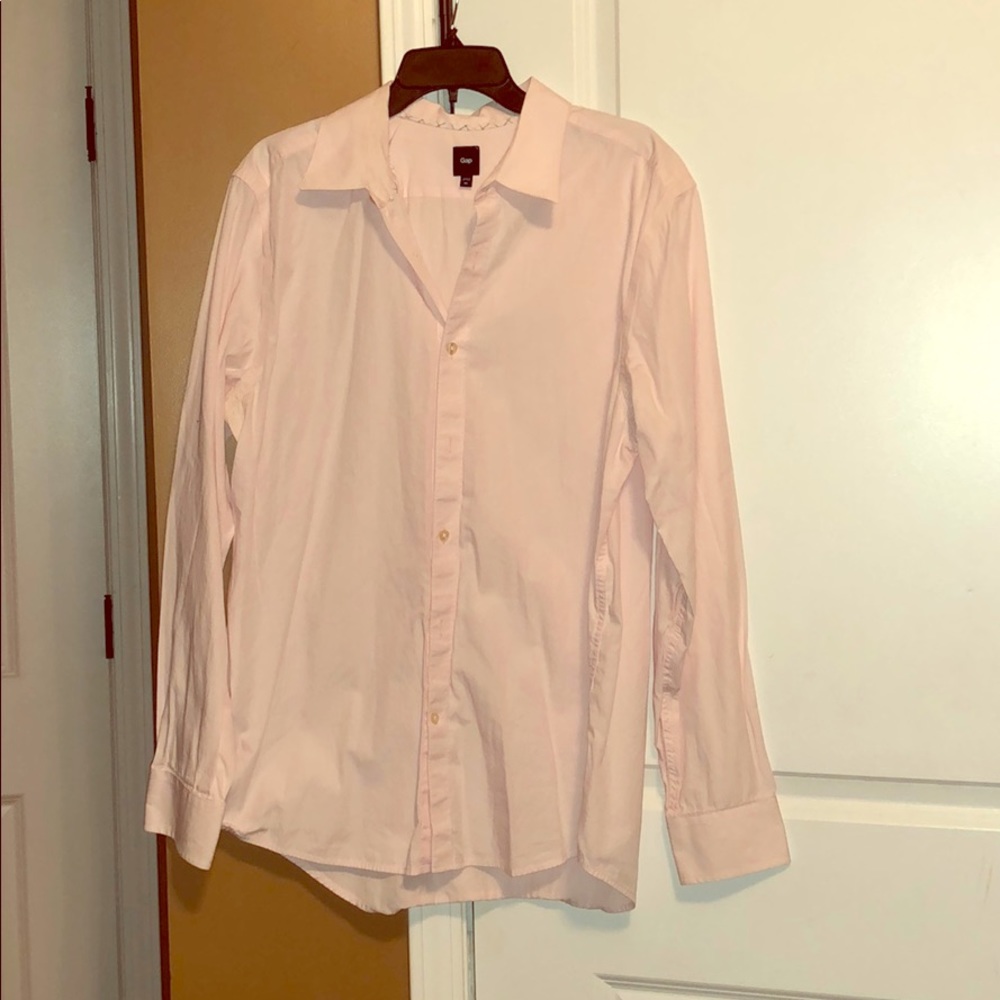 Men’s pink long sleeve button down